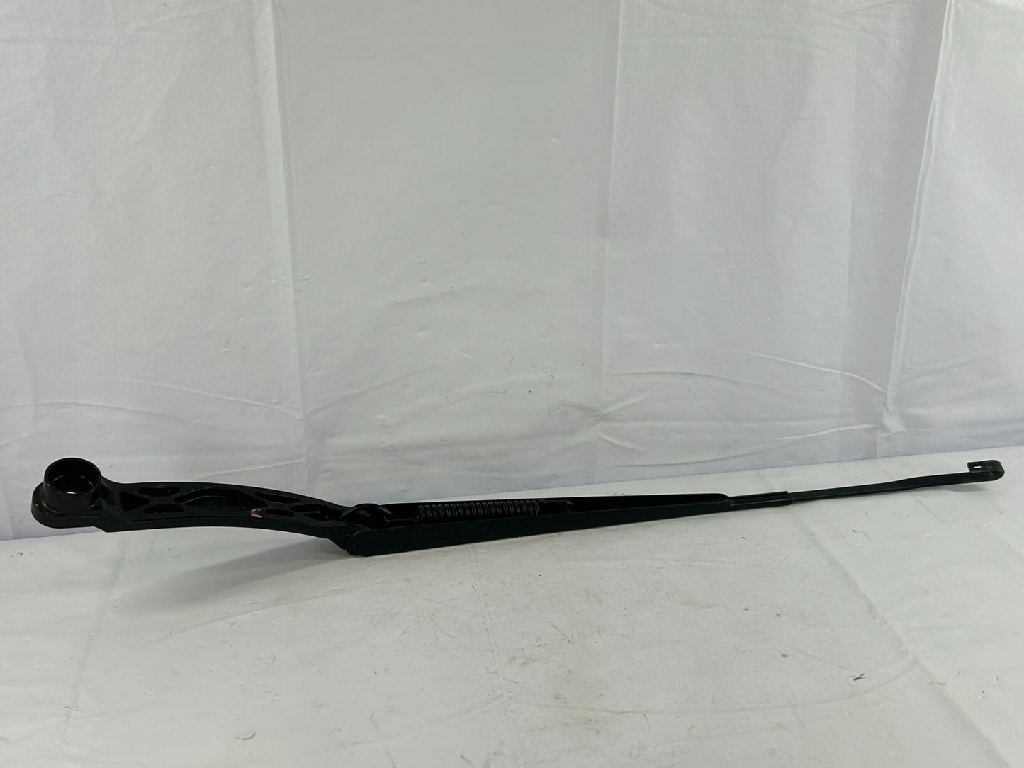 2014-2018 Subaru Forester Front Left Windshield Wiper Arm Assy OEM 86532SG010