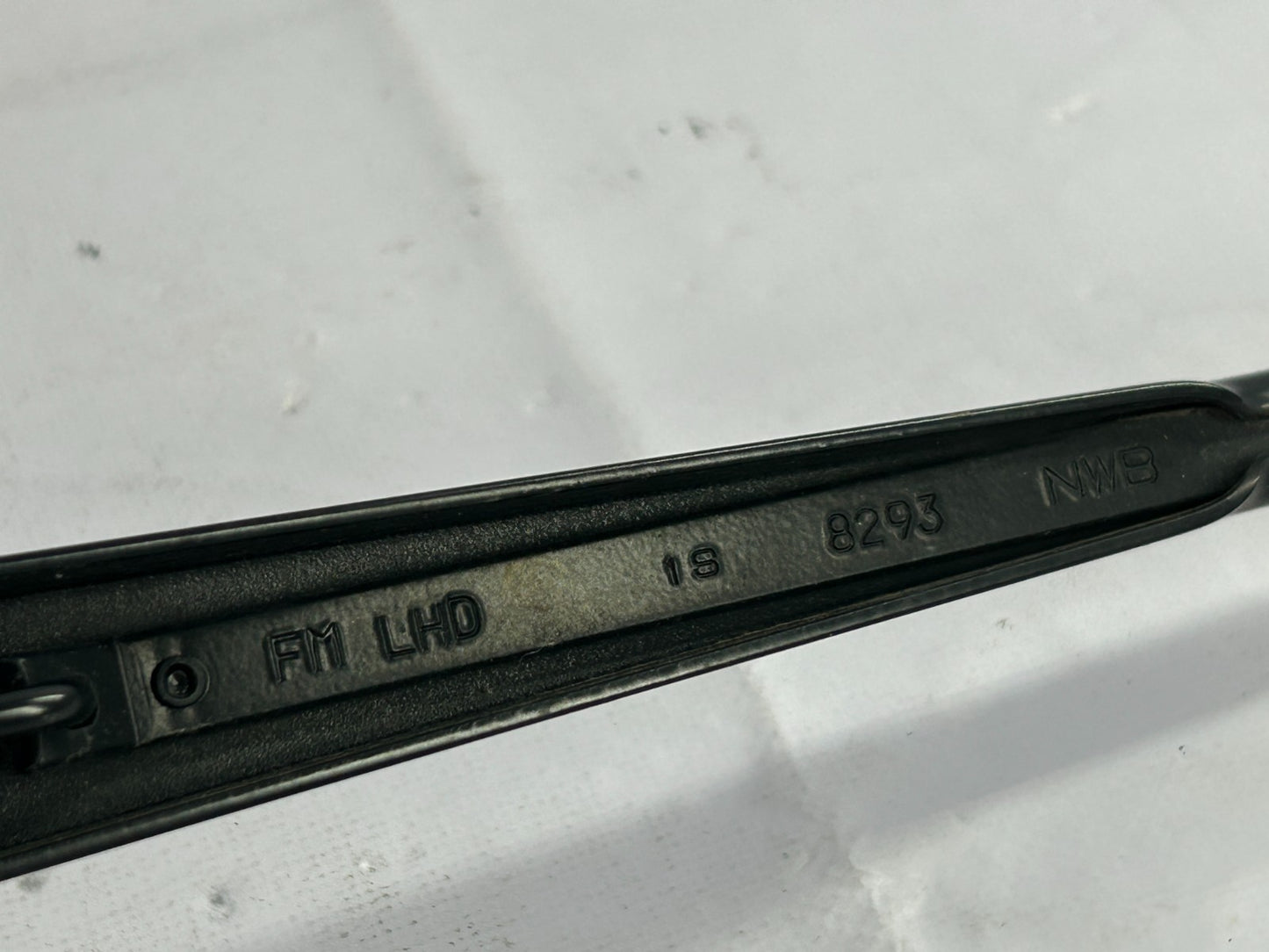 2014-2018 Subaru Forester Front Left Windshield Wiper Arm Assy OEM 86532SG010