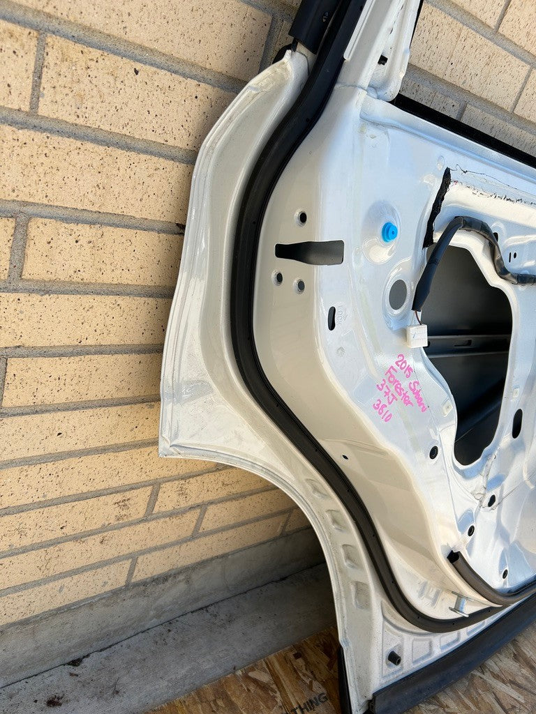 2014-2018 Subaru Forester Left Rear Door Shell White Satin Pearl 37J OEM