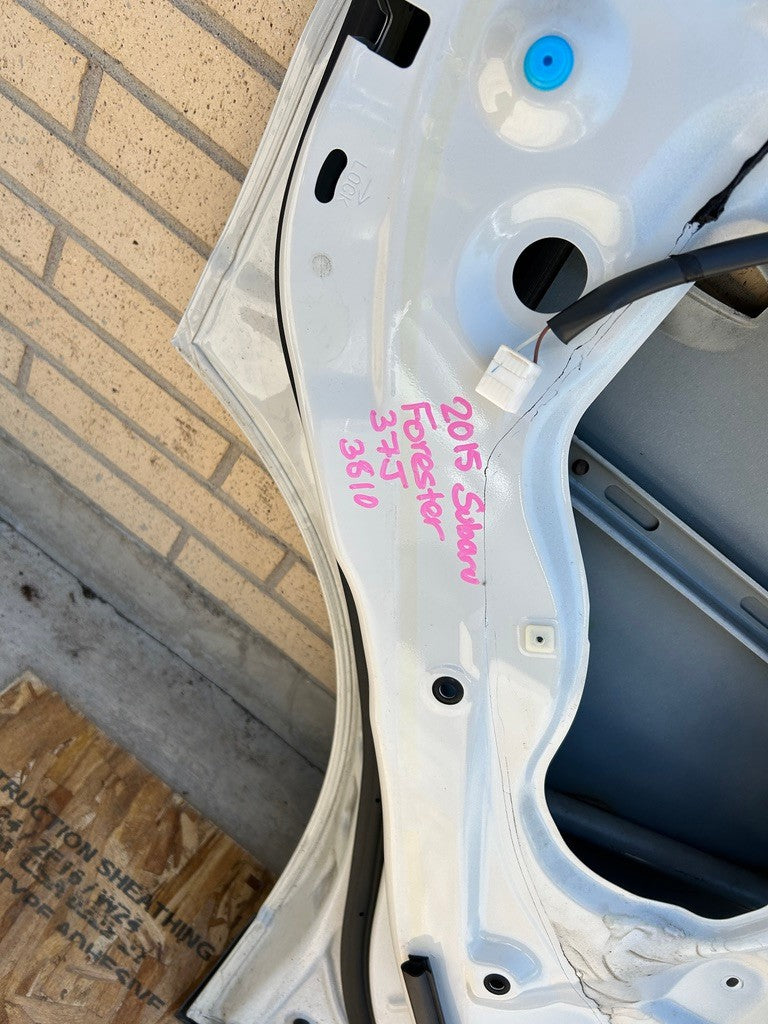 2014-2018 Subaru Forester Left Rear Door Shell White Satin Pearl 37J OEM