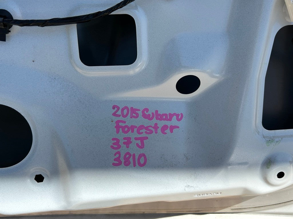 2014-2018 Subaru Forester Liftgate Motorized Lift With Spoiler SHELL ONLY White