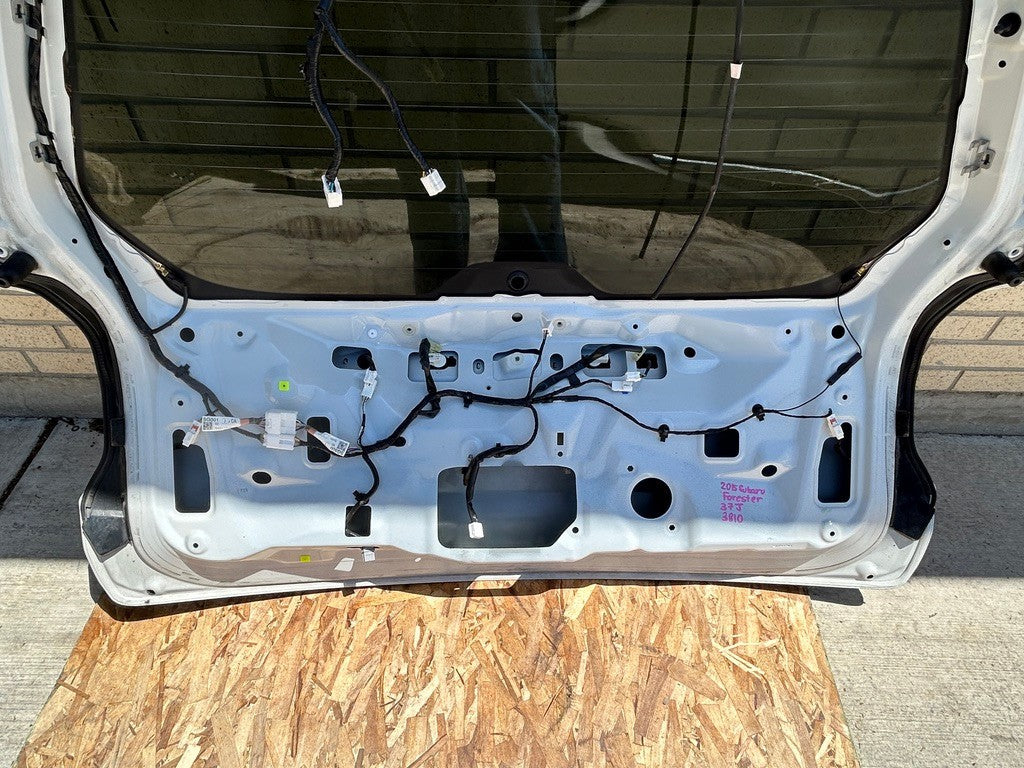 2014-2018 Subaru Forester Liftgate Motorized Lift With Spoiler SHELL ONLY White