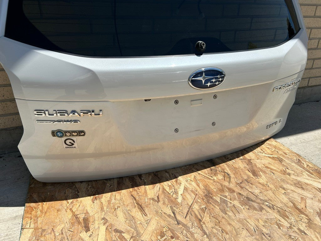 2014-2018 Subaru Forester Liftgate Motorized Lift With Spoiler SHELL ONLY White