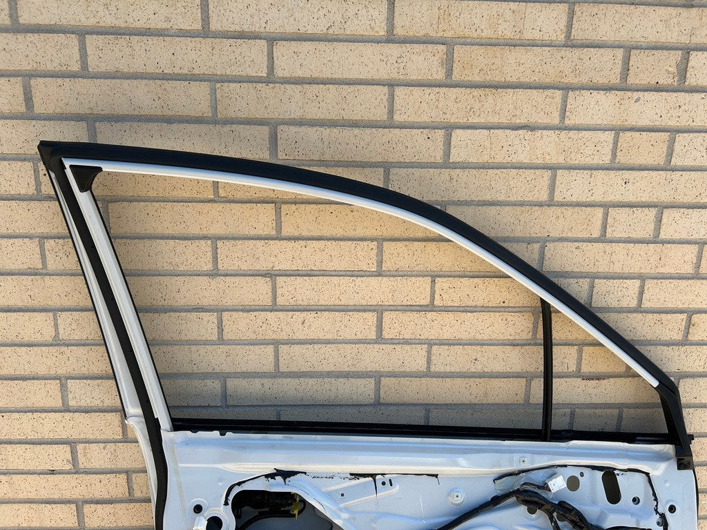 2014-2018 Subaru Forester Left Front Door Shell White Satin Pearl 37J