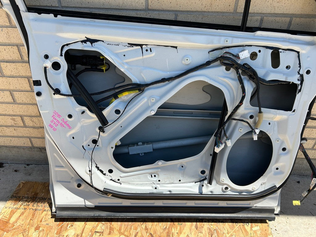 2014-2018 Subaru Forester Left Front Door Shell White Satin Pearl 37J