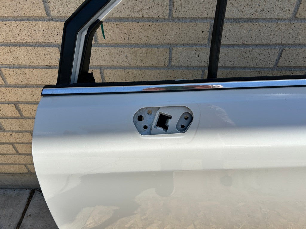 2014-2018 Subaru Forester Left Front Door Shell White Satin Pearl 37J