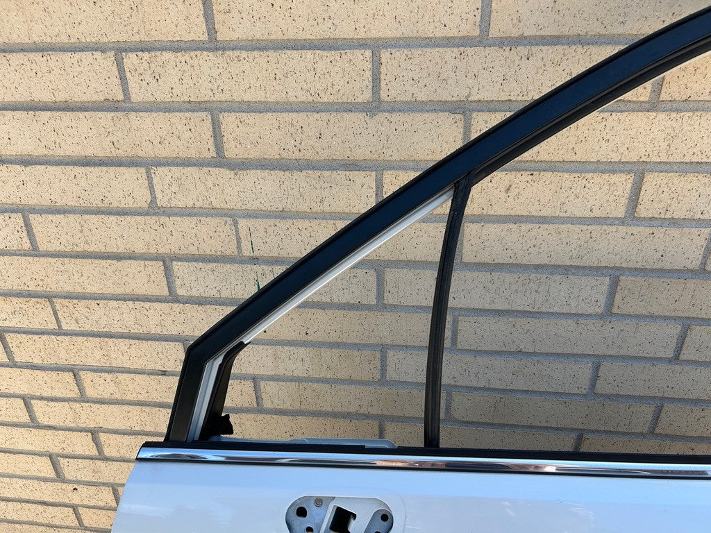 2014-2018 Subaru Forester Left Front Door Shell White Satin Pearl 37J