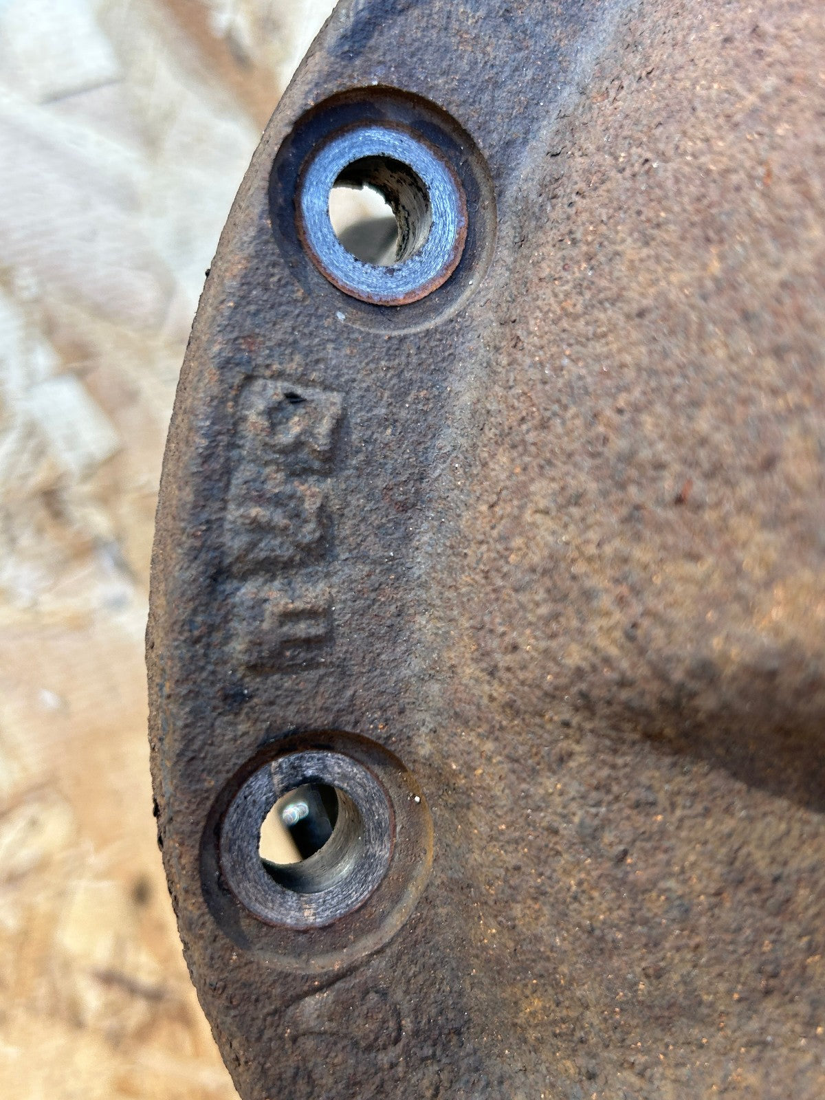 2001-2005 Toyota Sequoia 4.1 Ratio Rear Differential Carrier Back Open Diff OEM