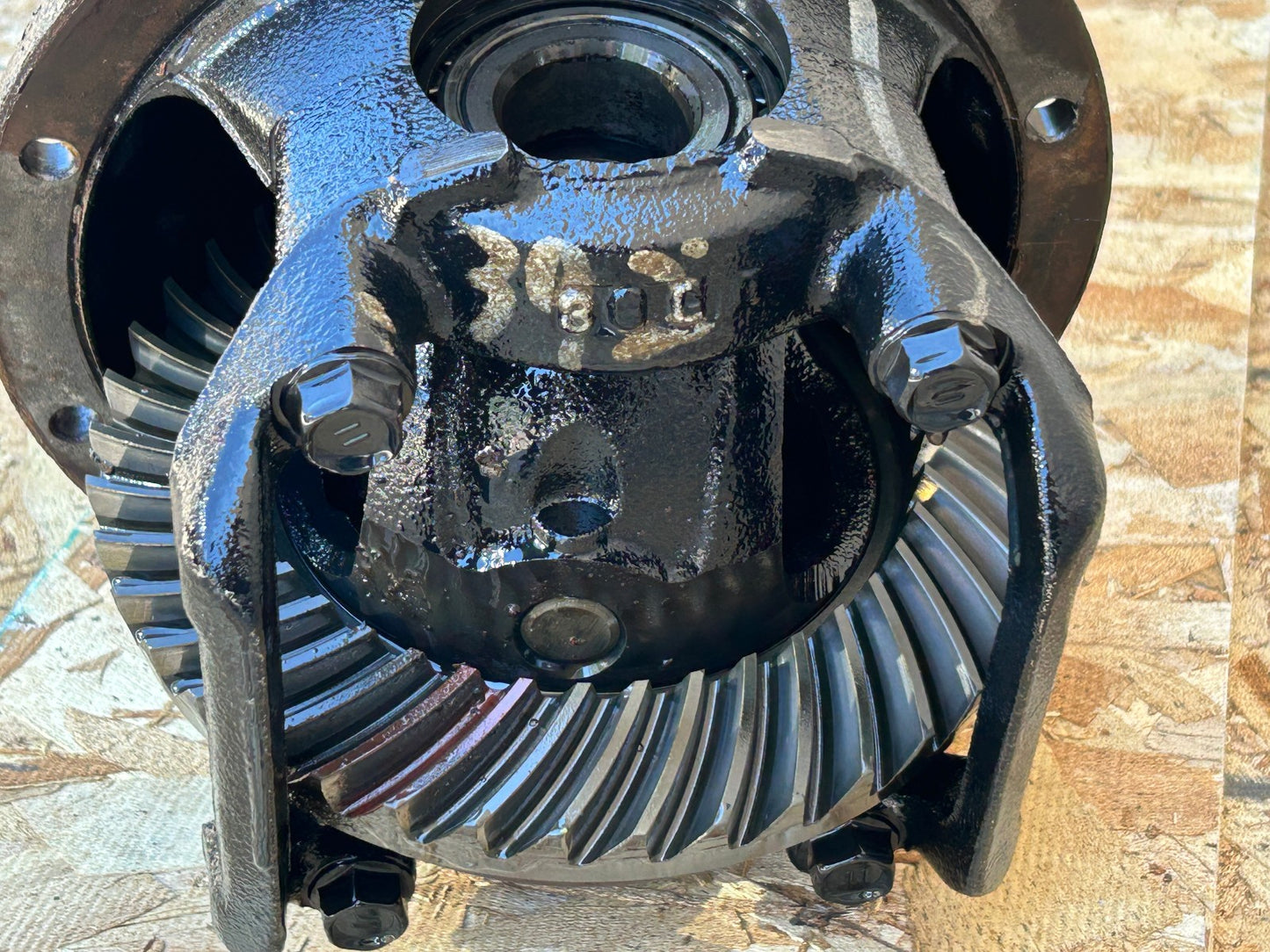2001-2005 Toyota Sequoia 4.1 Ratio Rear Differential Carrier Back Open Diff OEM