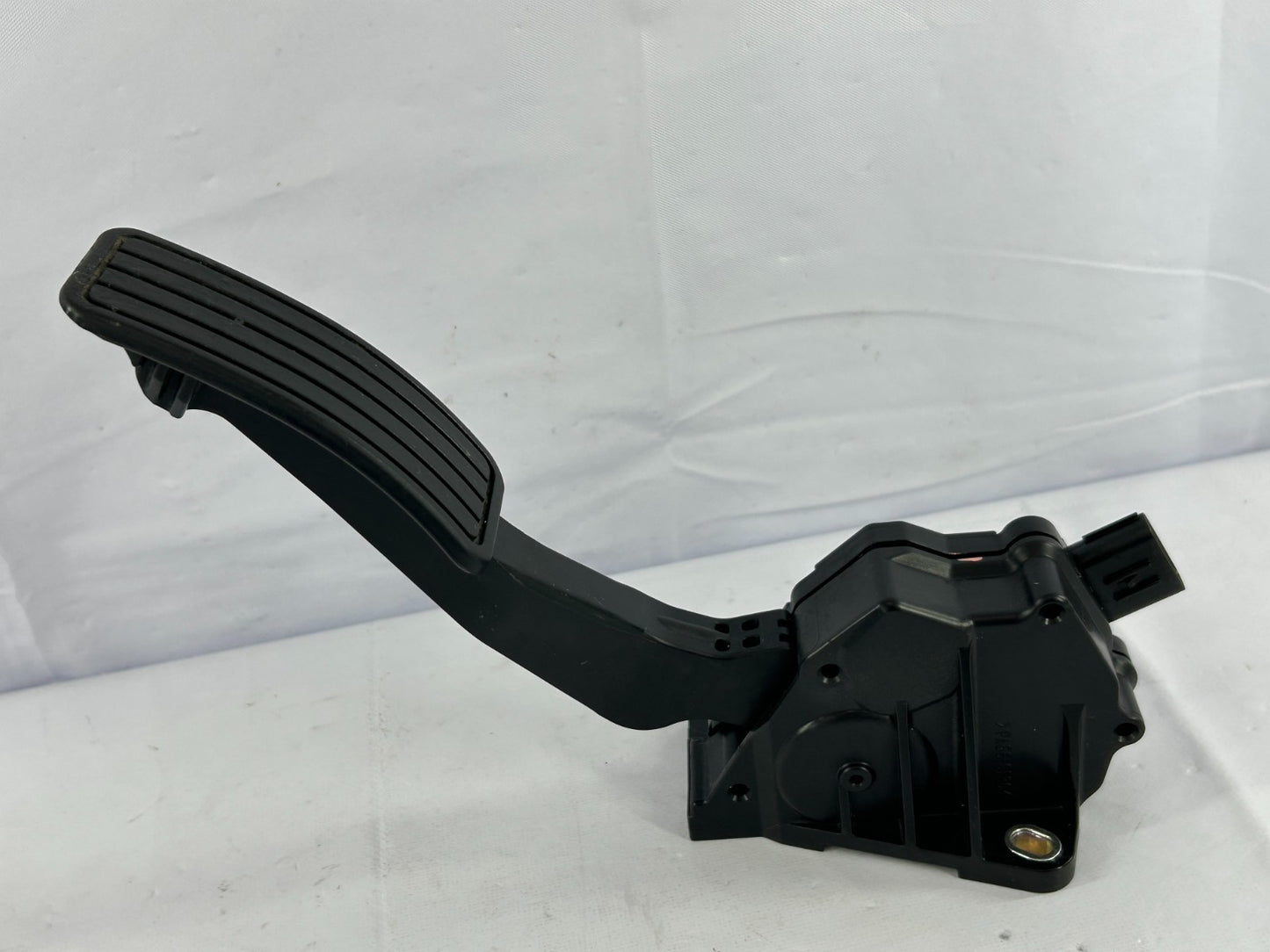 2012-2018 Subaru Forester Accelerator Gas Pedal Assembly OEM 36010FJ010
