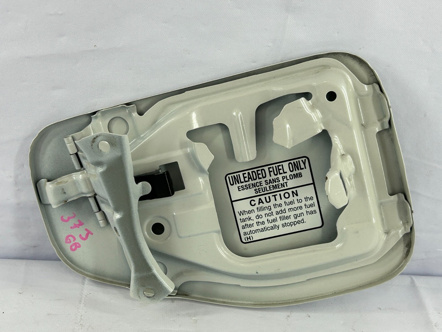 2014-2018 Subaru Forester Fuel Tank Filler Door Lid Assembly OEM 57601SG0009P