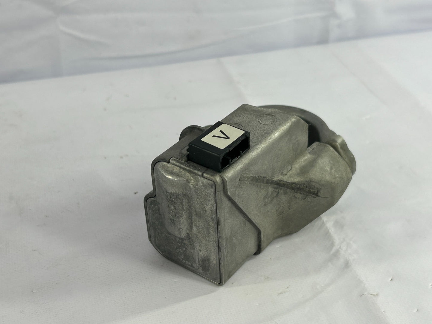2015-2017 Subaru Forester Keyless AT Ignition Power Push Switch Bezel OEM