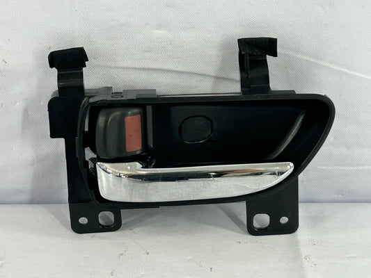 2014-2018 Subaru Forester Front Left Side Interior Door Handle OEM 61051FJ031VH