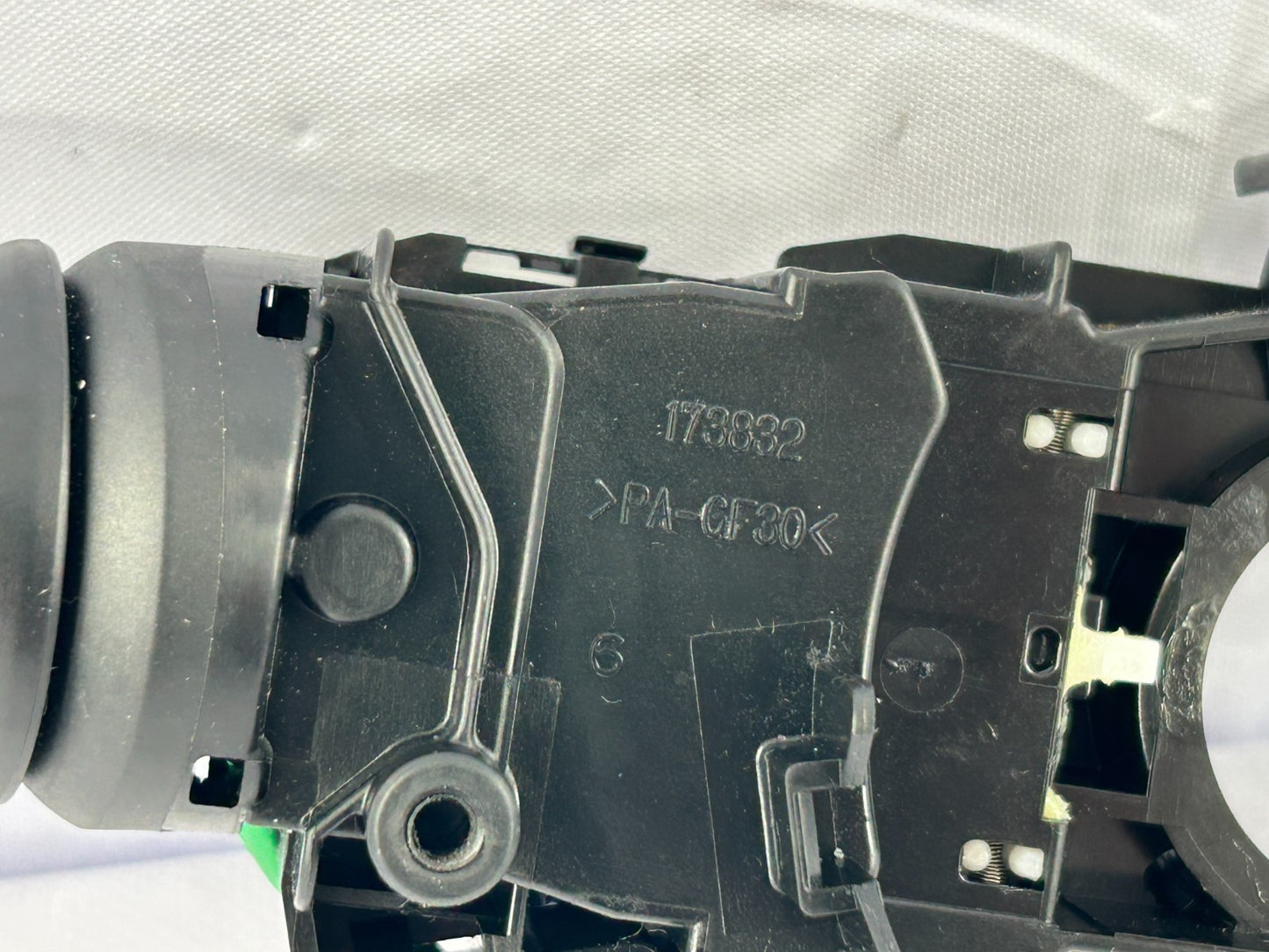 2014-2018 Subaru Forester Headlight & Turn Signal Switch Assembly OEM 83115FJ070