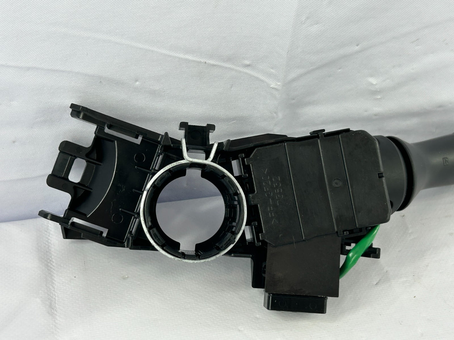 2014-2018 Subaru Forester Headlight & Turn Signal Switch Assembly OEM 83115FJ070