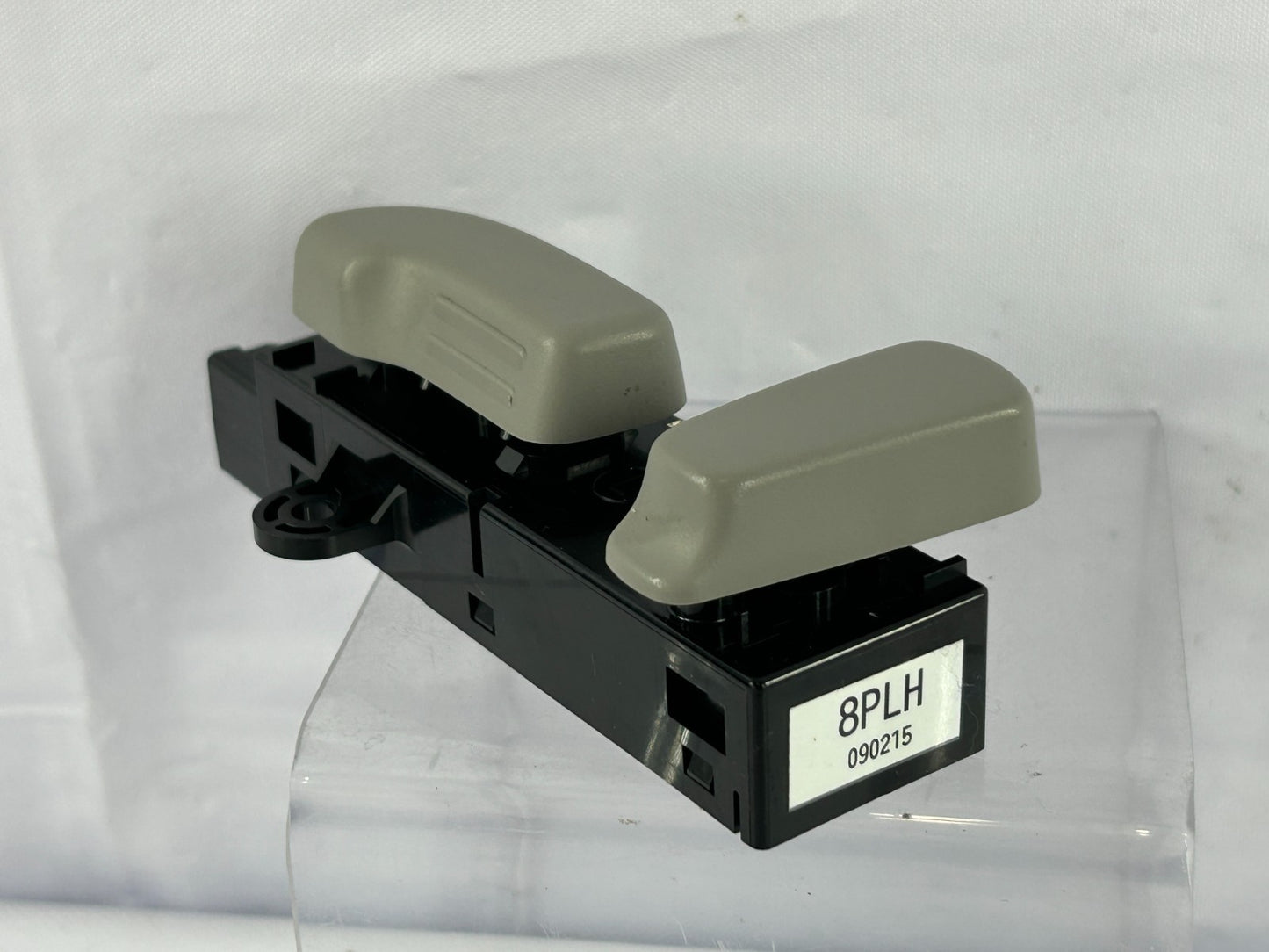 2014-2018 Subaru Forester Front Left Power Seat Control Switch OEM 64176FJ010