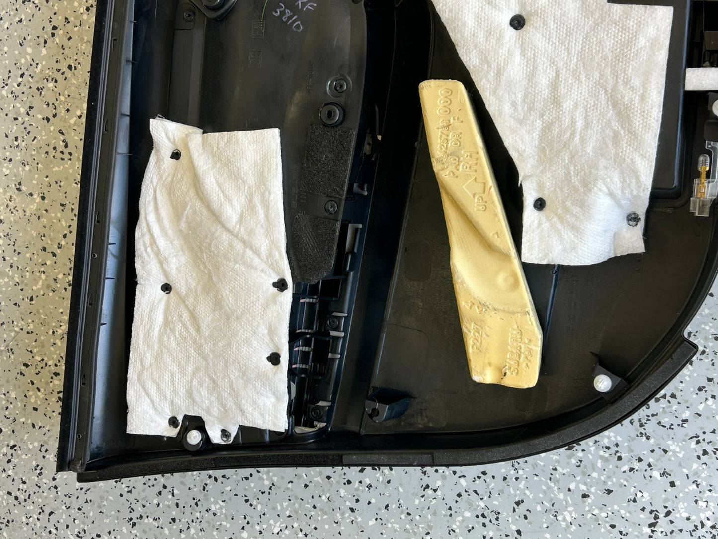 2014-2016 Subaru Forester Front Right Interior Door Trim Panel OEM 94212SG100NA