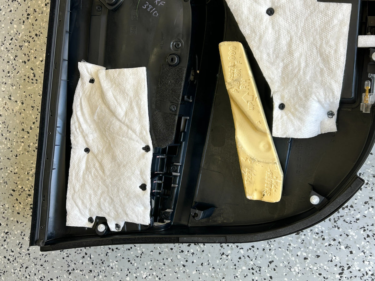 2014-2016 Subaru Forester Front Right Interior Door Trim Panel OEM 94212SG100NA