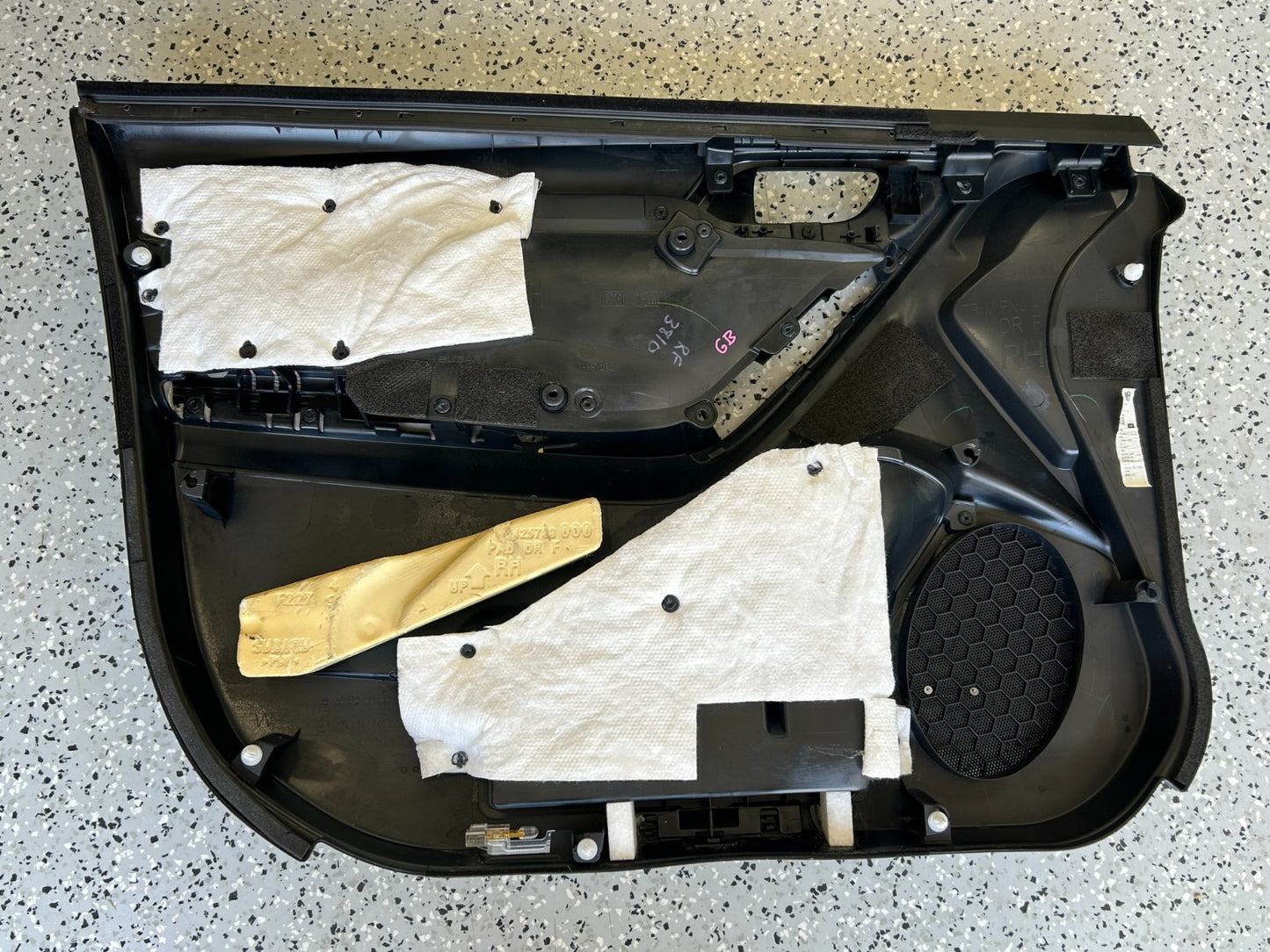 2014-2016 Subaru Forester Front Right Interior Door Trim Panel OEM 94212SG100NA