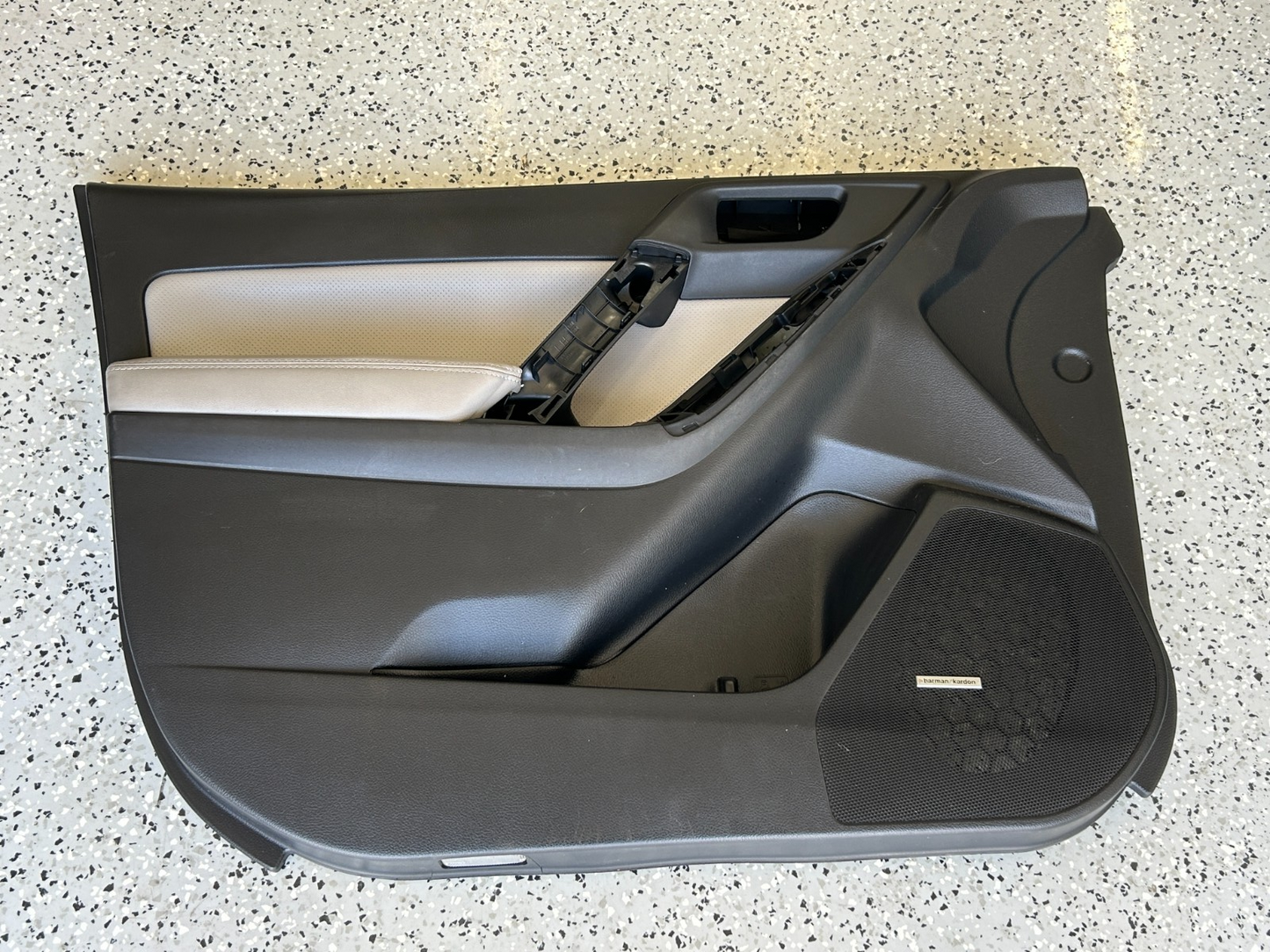 2014-2016 Subaru Forester Front Left Interior Door Trim Panel OEM 94212SG110NA