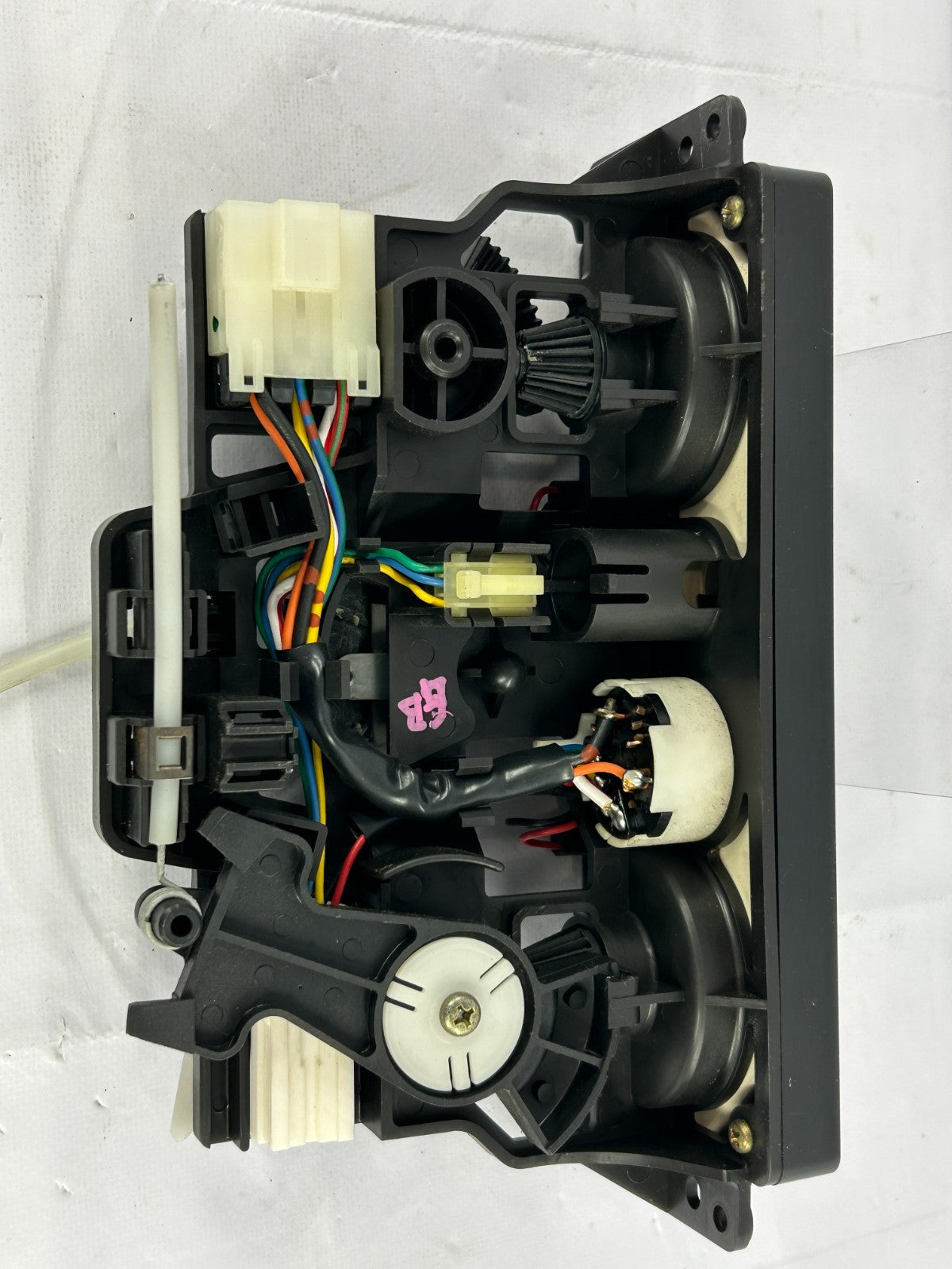 95-02 Isuzu Trooper AC Heater Climate Control Temperature Unit OEM 5261807520