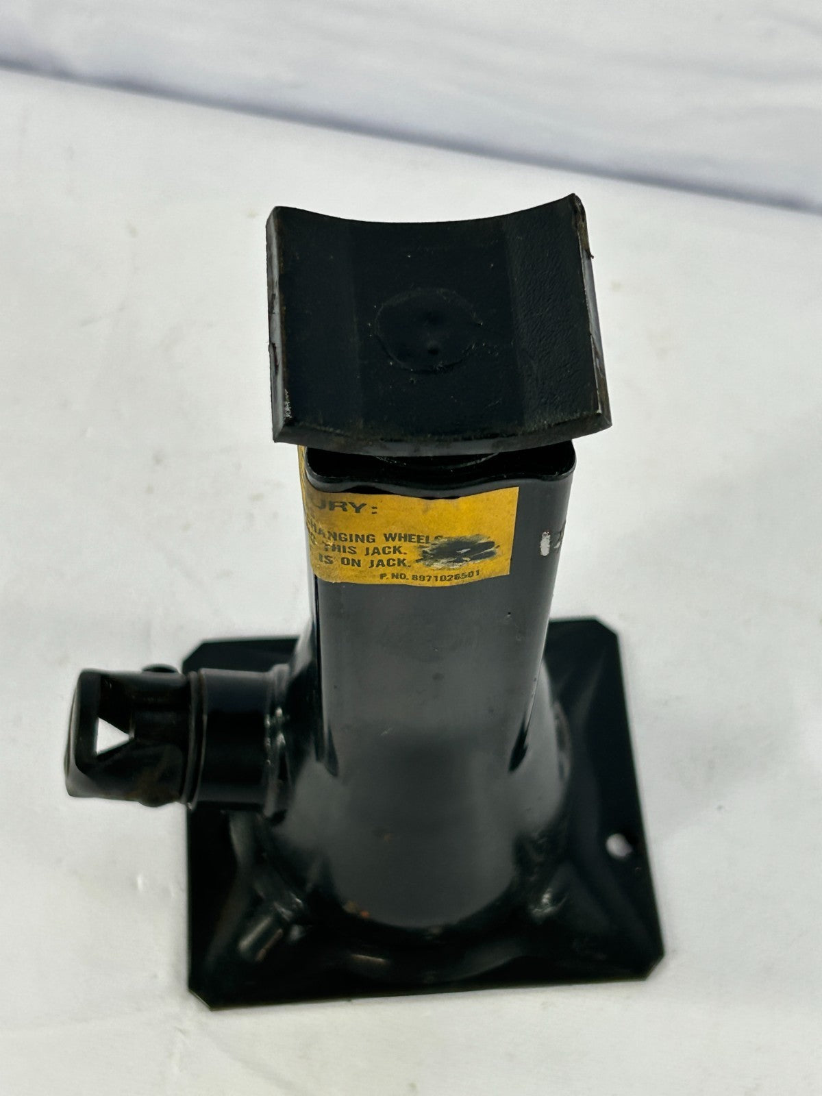 1995-2002 Isuzu Trooper Spare Tire Vehicle Lift Bottle OEM Jack 8971026501