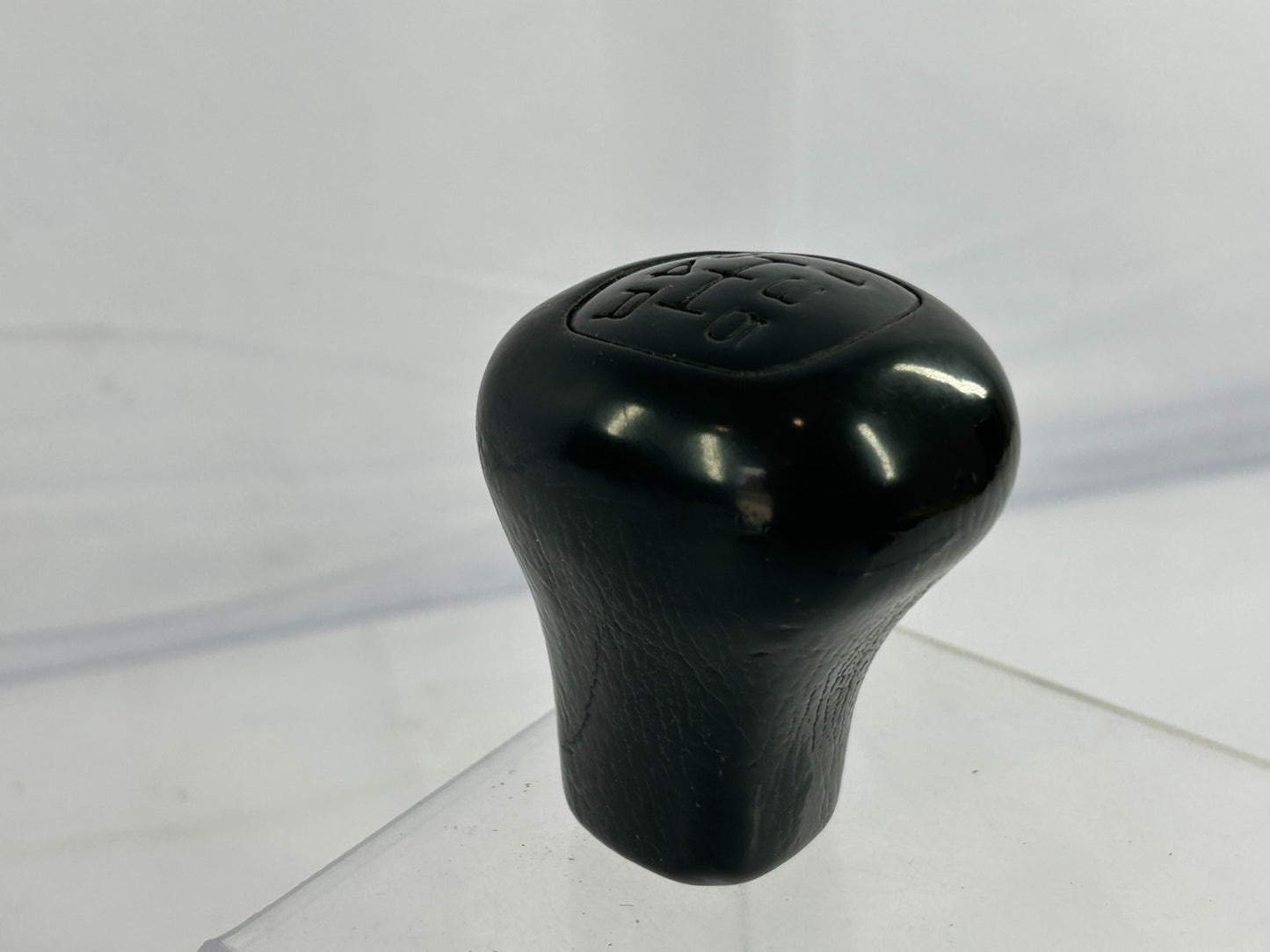 1992-1996 Isuzu Trooper Manual Transmission Gear Shifter Knob OEM
