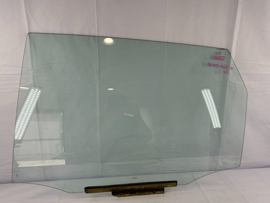 2003-2005 Toyota Matrix Rear Left Side Door Window Glass OEM 68104-02150