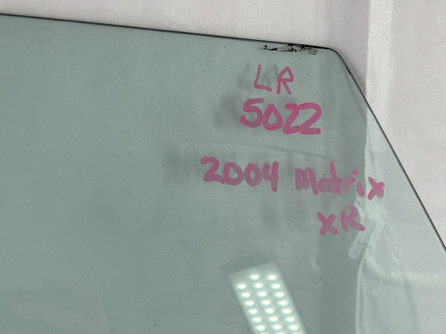 2003-2005 Toyota Matrix Rear Left Side Door Window Glass OEM 68104-02150