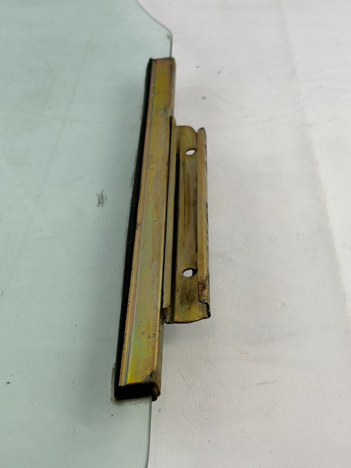 2003-2005 Toyota Matrix Rear Left Side Door Window Glass OEM 68104-02150