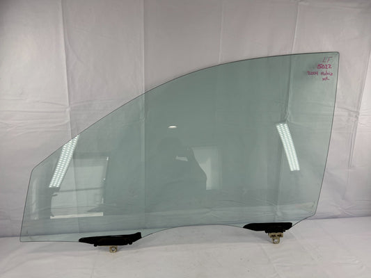 2003-2005 Toyota Matrix Front Left Driver Side Door Window Glass OEM 68102-02170