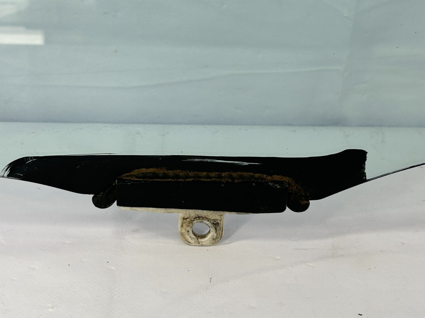 2003-2005 Toyota Matrix Front Left Driver Side Door Window Glass OEM 68102-02170