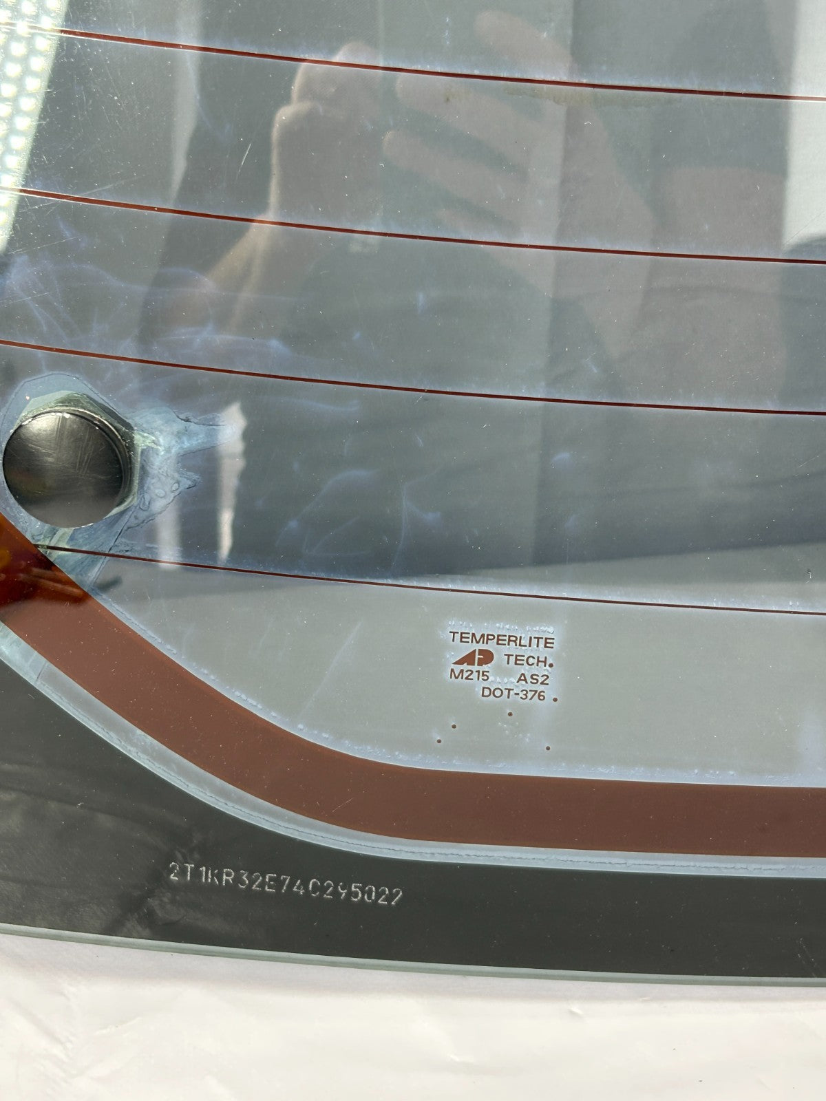 2003-2005 Toyota Matrix Rear Window Heated Door Glass With Wiper OEM 68105-02050