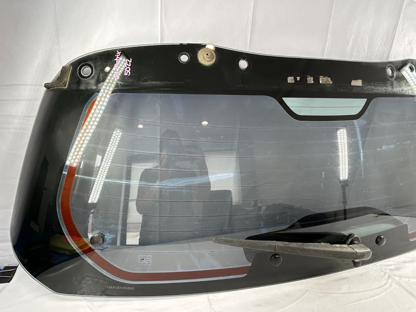 2003-2005 Toyota Matrix Rear Window Heated Door Glass With Wiper OEM 68105-02050