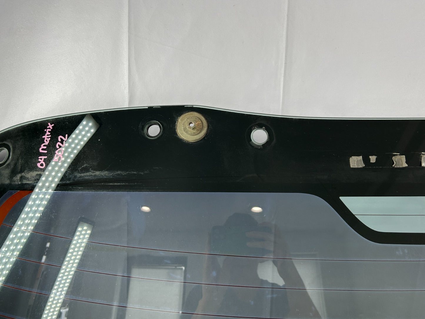 2003-2005 Toyota Matrix Rear Window Heated Door Glass With Wiper OEM 68105-02050