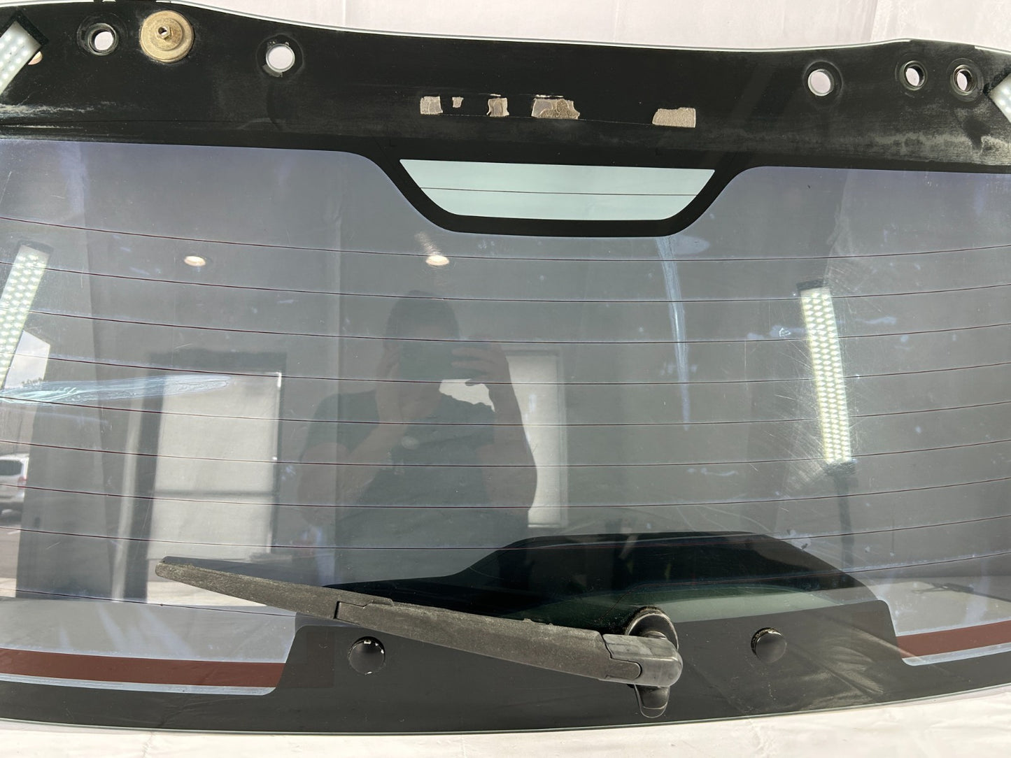 2003-2005 Toyota Matrix Rear Window Heated Door Glass With Wiper OEM 68105-02050