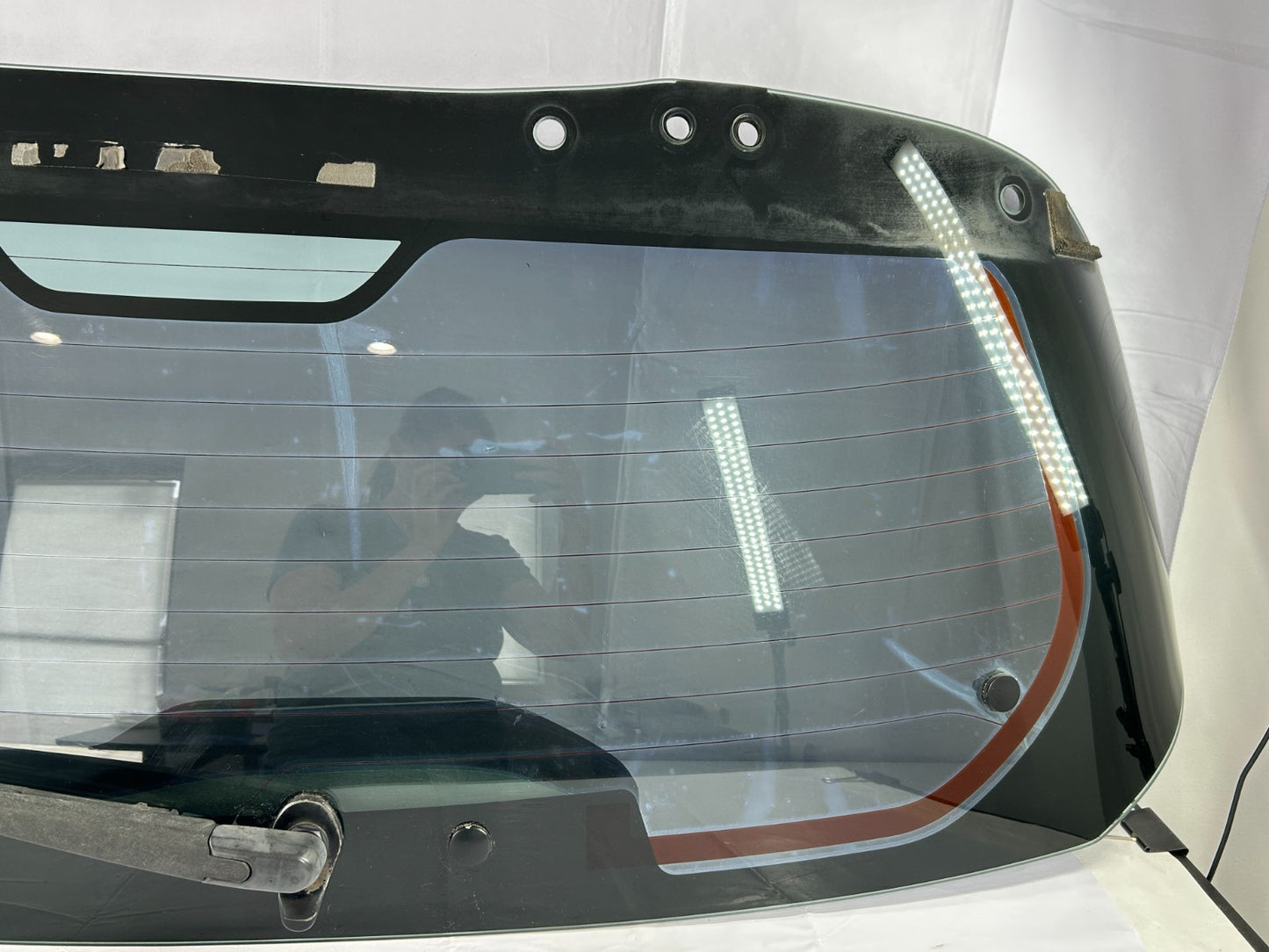 2003-2005 Toyota Matrix Rear Window Heated Door Glass With Wiper OEM 68105-02050