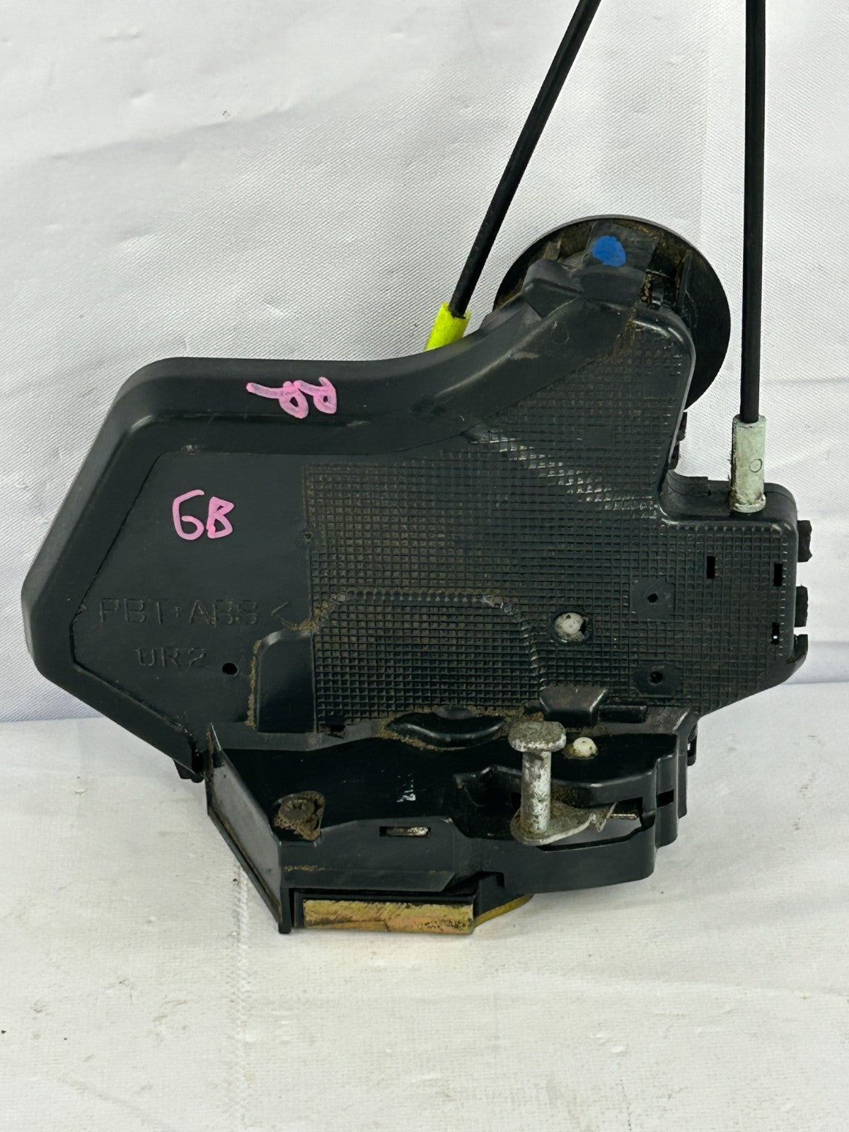 2003-2008 Toyota Matrix Rear Right Side Door Lock Latch Actuator OEM 69330-01051