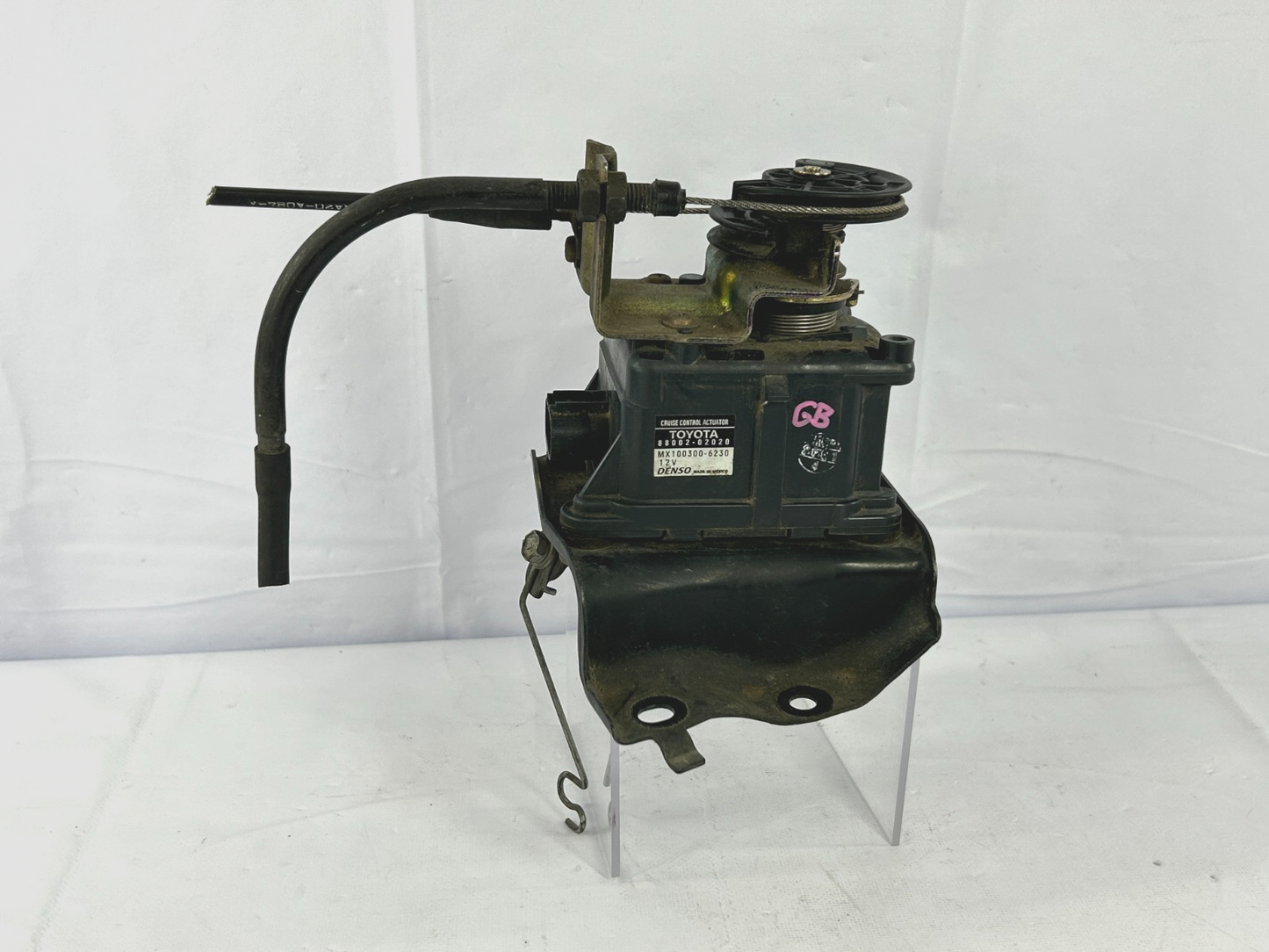 2004 Toyota Corolla Matrix Cruise Control Actuator OEM 88002-02020