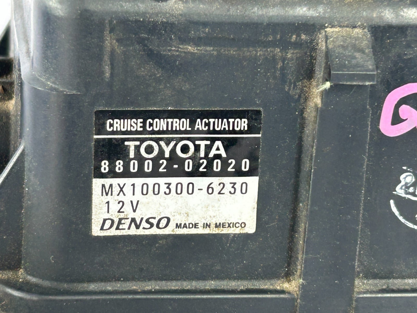 2004 Toyota Corolla Matrix Cruise Control Actuator OEM 88002-02020