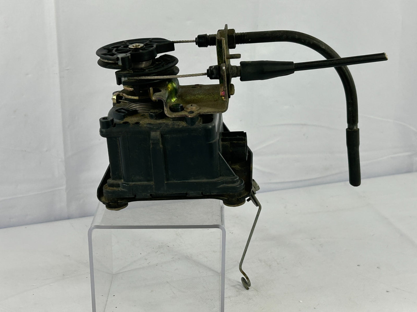 2004 Toyota Corolla Matrix Cruise Control Actuator OEM 88002-02020
