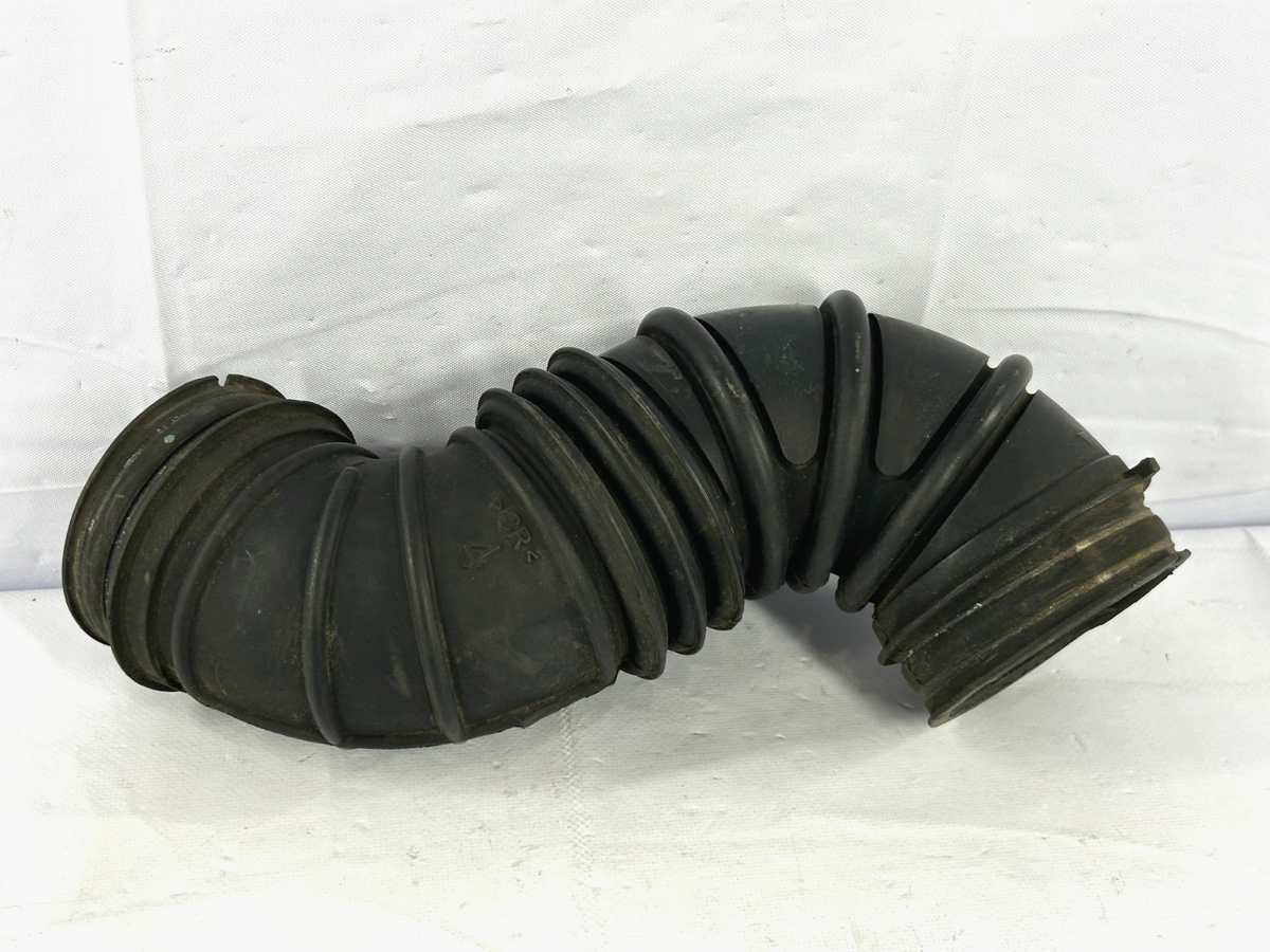 2003-2004 Toyota Matrix Air Cleaner Resonator Tube Assembly OEM 17881-0D090