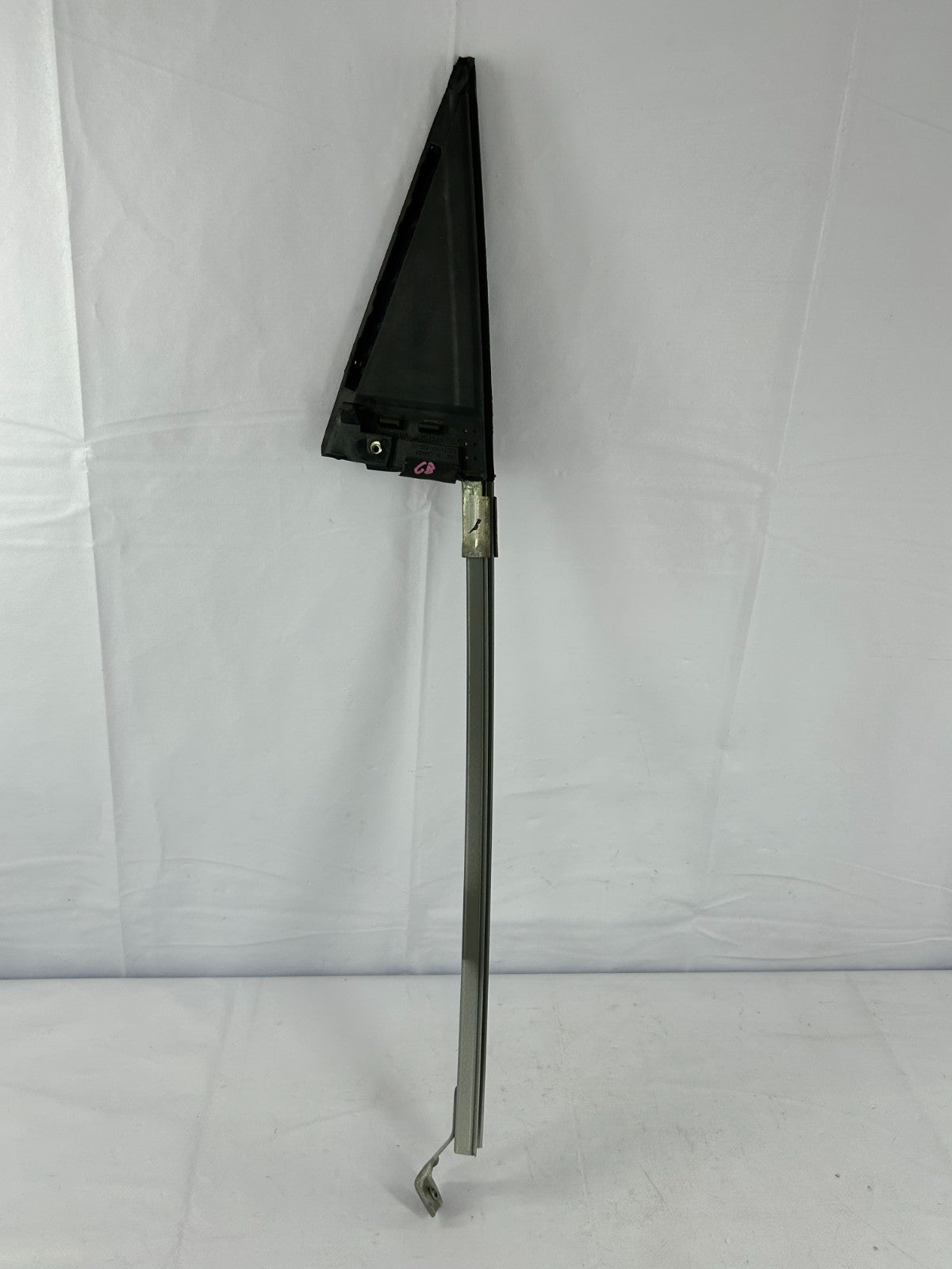 2003-2008 Toyota Matrix Rear Left Side Door Division Bar Seal OEM 67488-01030