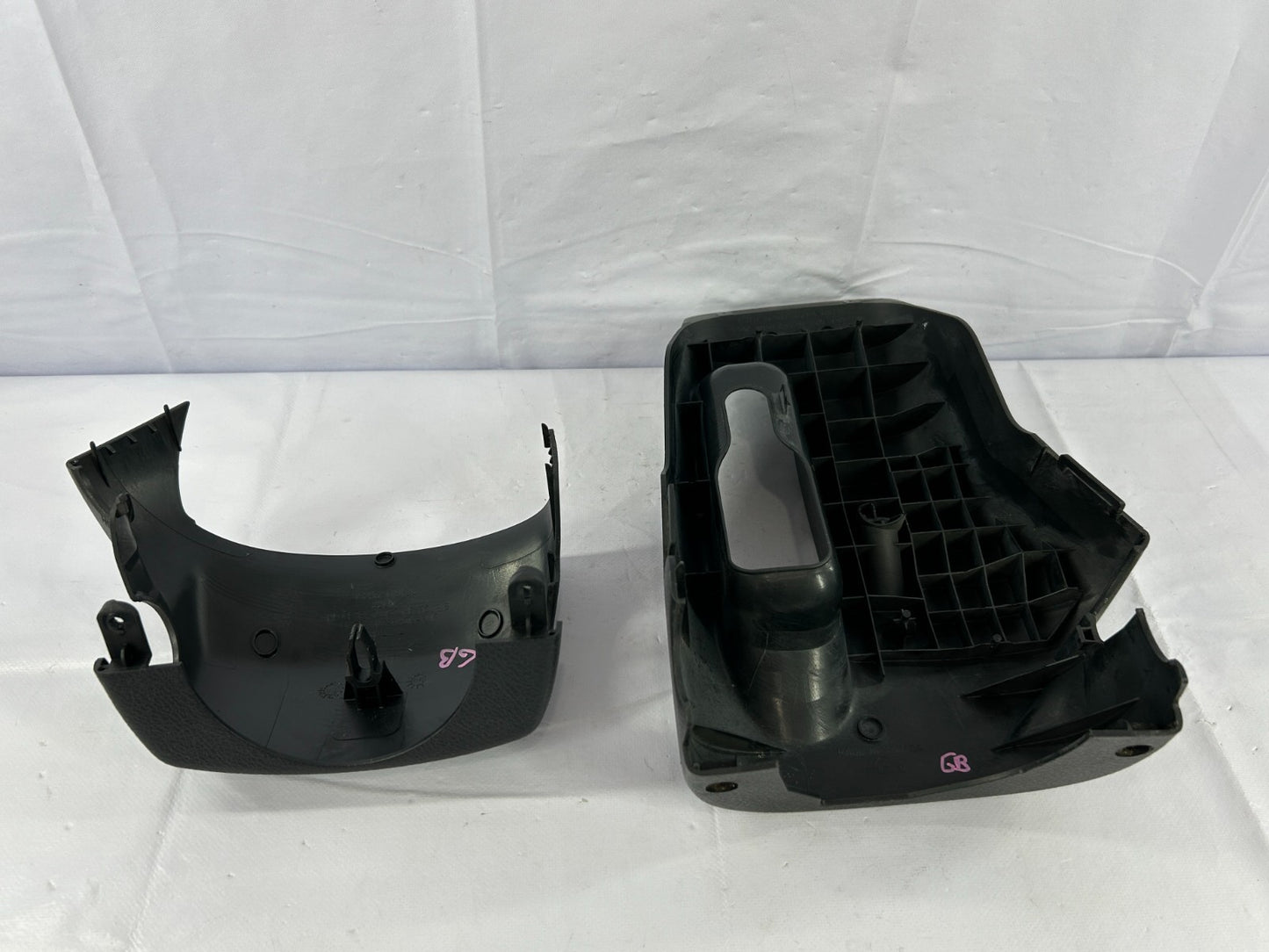 03-08 Toyota Matrix Corolla Steering Column Upper & Lower Cover Trim 45286-02190