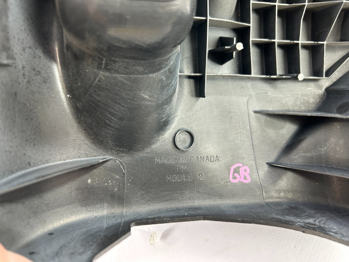 03-08 Toyota Matrix Corolla Steering Column Upper & Lower Cover Trim 45286-02190
