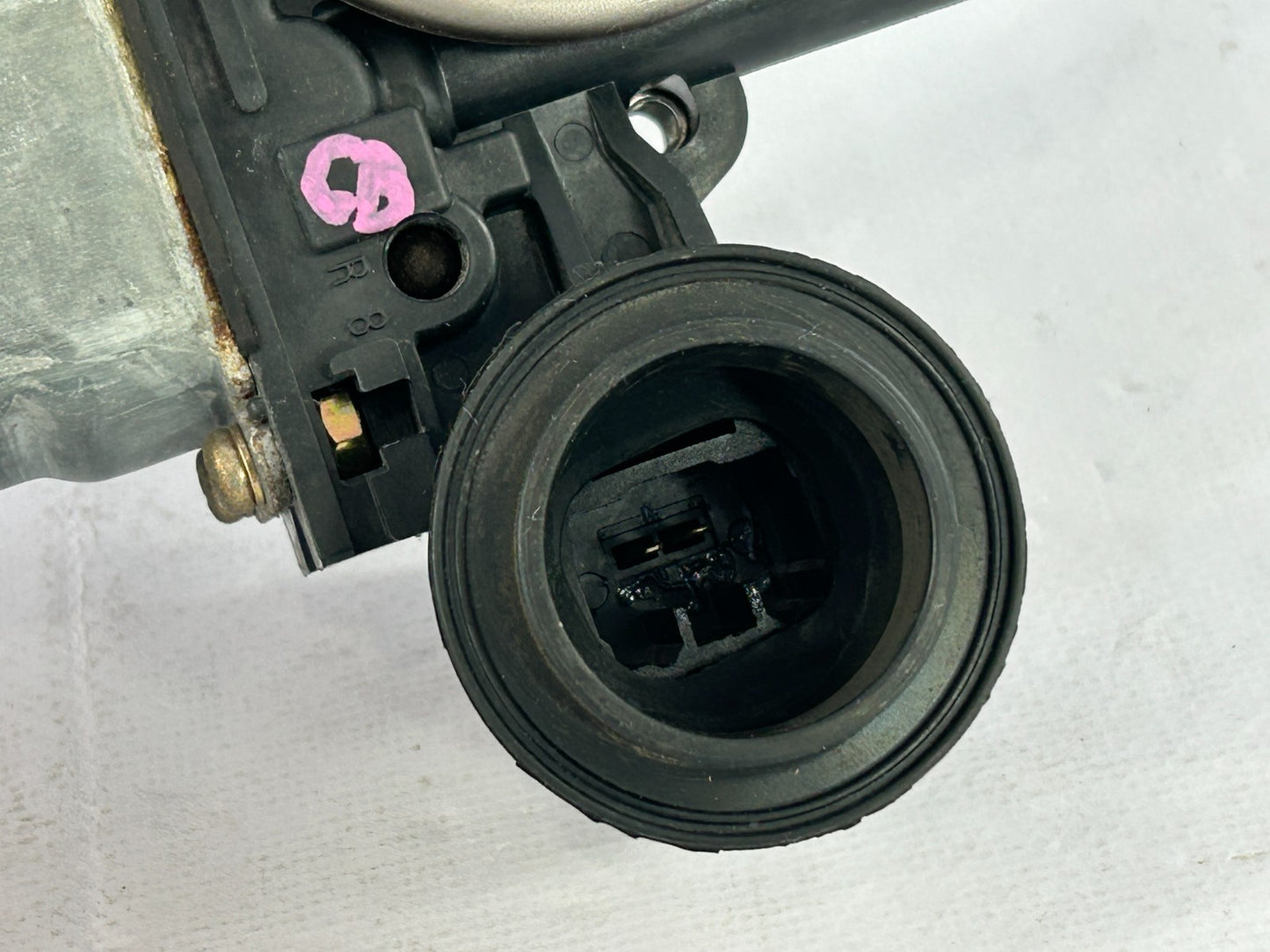 2003-2008 Toyota Matrix Corolla Rear Left Power Window Motor OEM 85710-AA050
