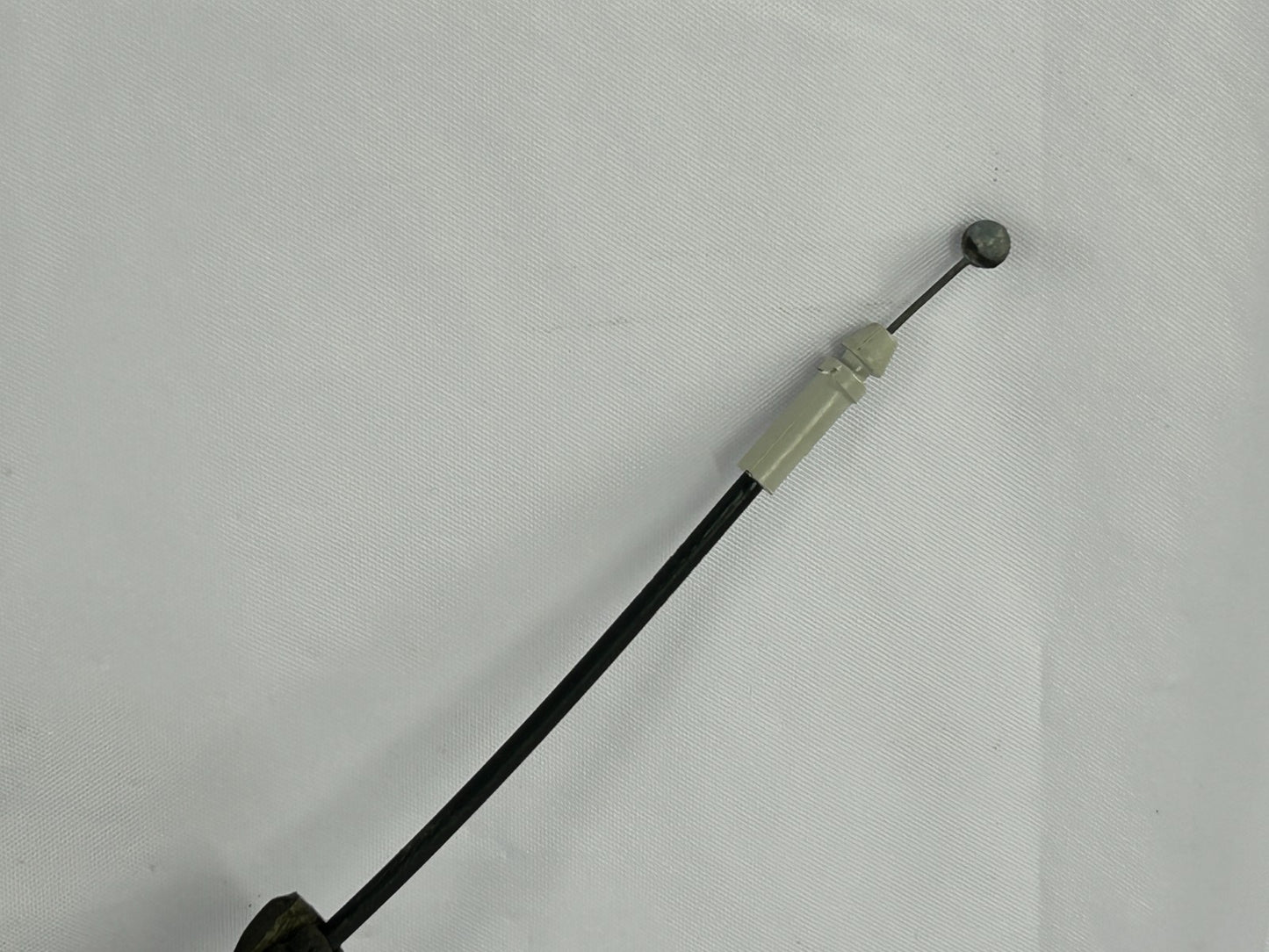 2003-2008 Toyota Matrix Rear Trunk Liftgate Latch Lock Actuator OEM 69110-02010