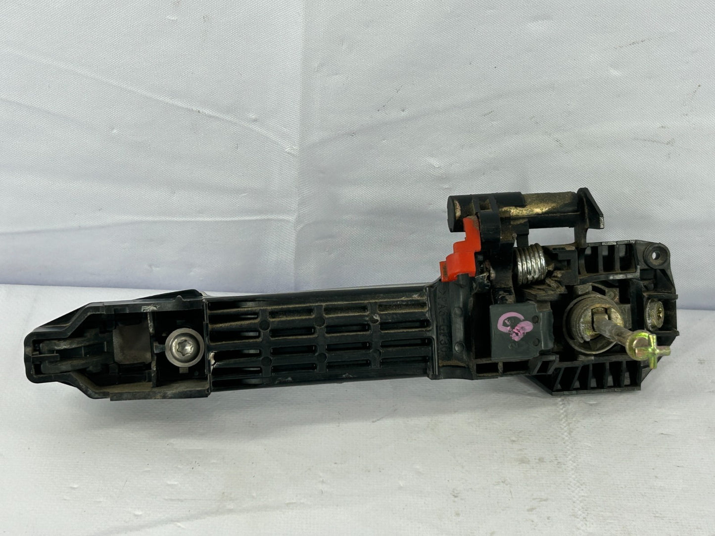 2003-2005 Toyota Matrix Front Right Exterior Door Handle OEM 69211-AA020-B0