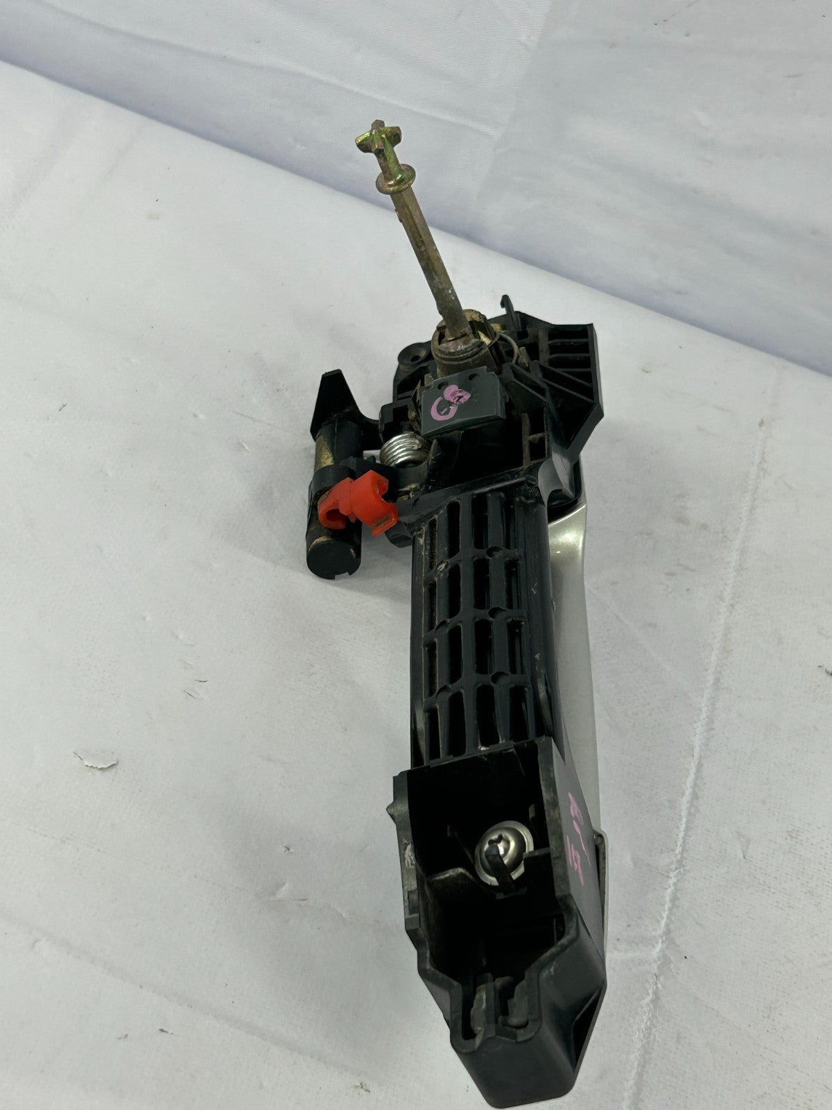 2003-2005 Toyota Matrix Front Right Exterior Door Handle OEM 69211-AA020-B0