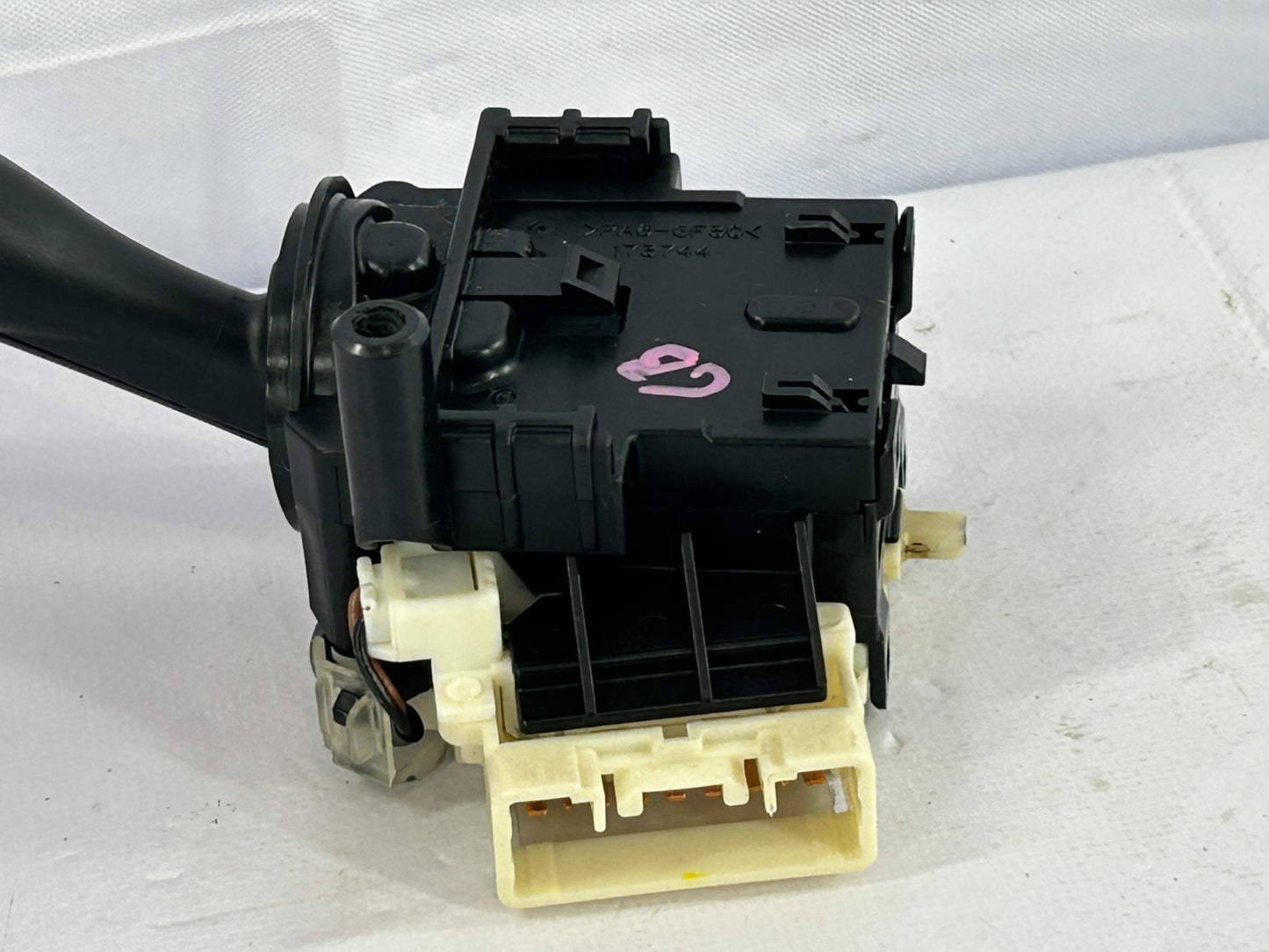 03-08 Toyota Matrix Headlight Turn Signal Switch with Fog Light OEM 84140-02200
